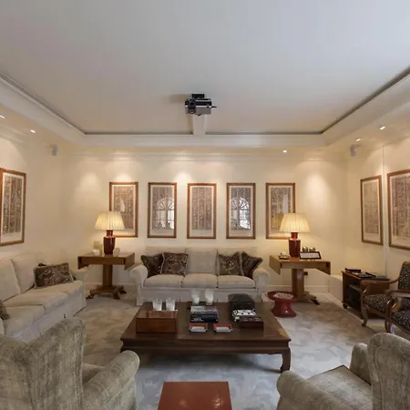 Sunset Luxe Retreat